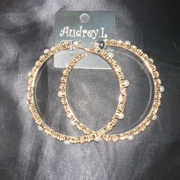 3 Inch pearl & diamond hoops - Picture 9 of 13